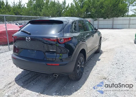 2024 Mazda Cx-30 2.5 S Select Sport z USA, uszkodzony, nr VIN 3MVDMBBM3RM647261